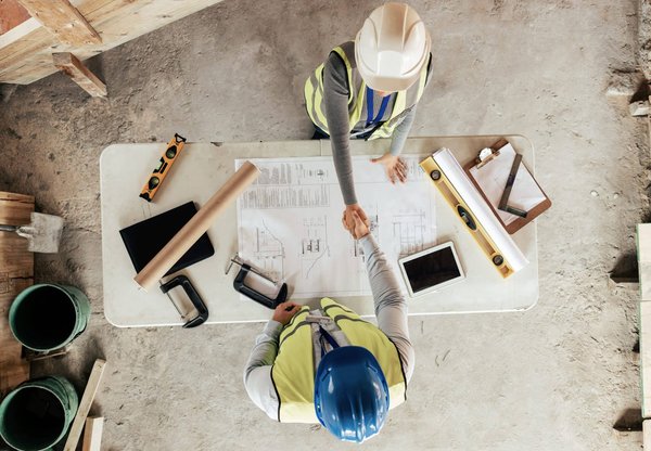 Quels sont les bénéfices de la collaboration avec une entreprise du bâtiment ?
