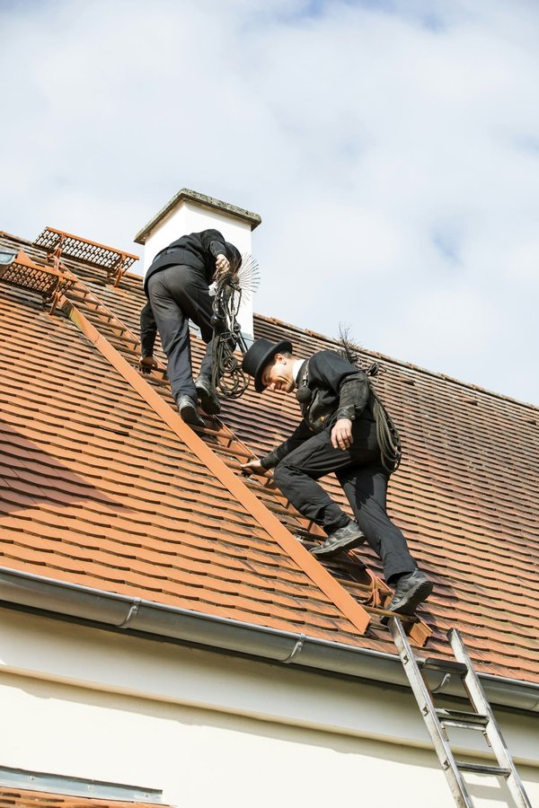 Ramonage professionnel à Rueil Malmaison : sécurité et efficacité
